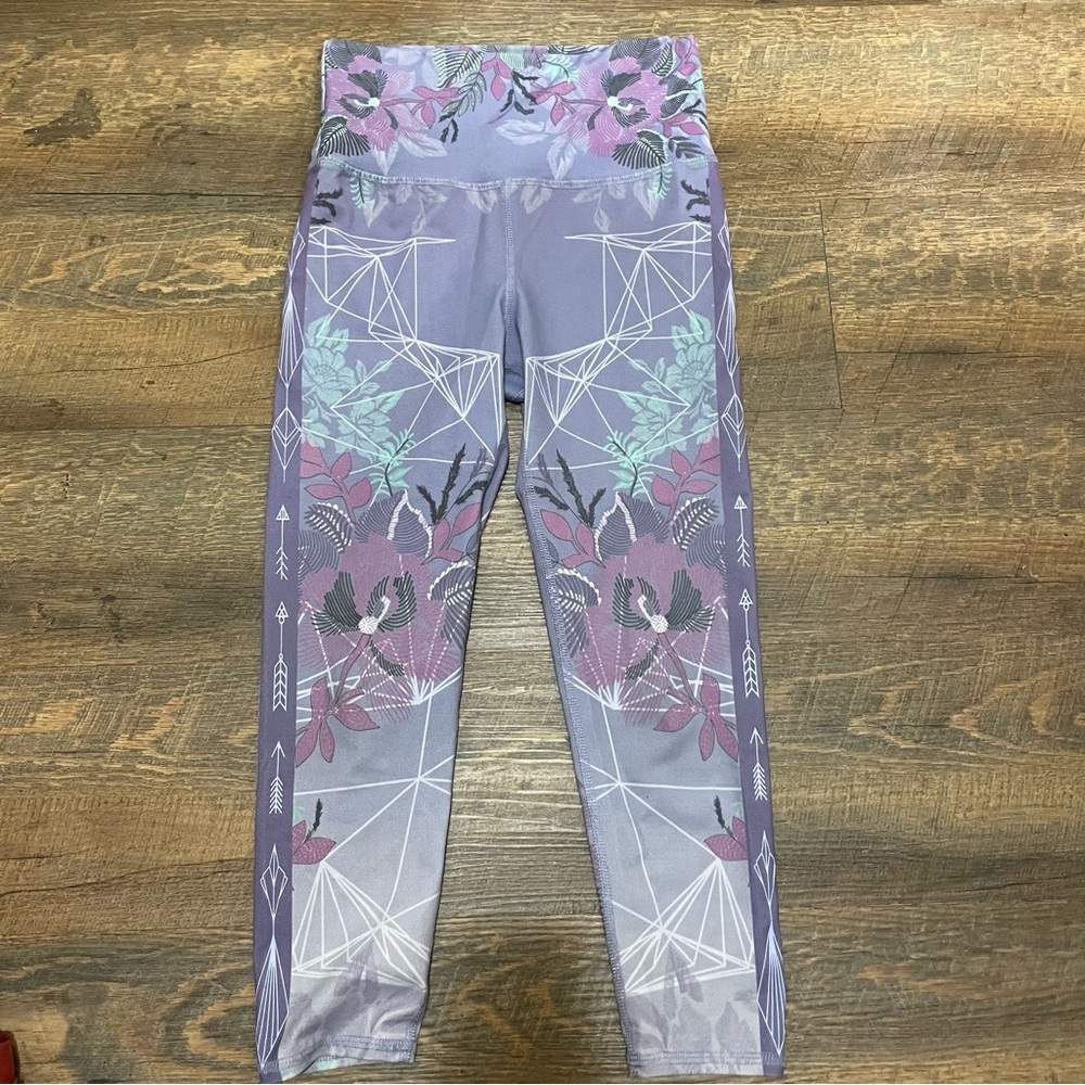 Purple leggings